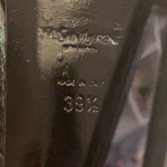 YSL Vanda Python Mirrored Heeled Pump - Picture 4 of 7